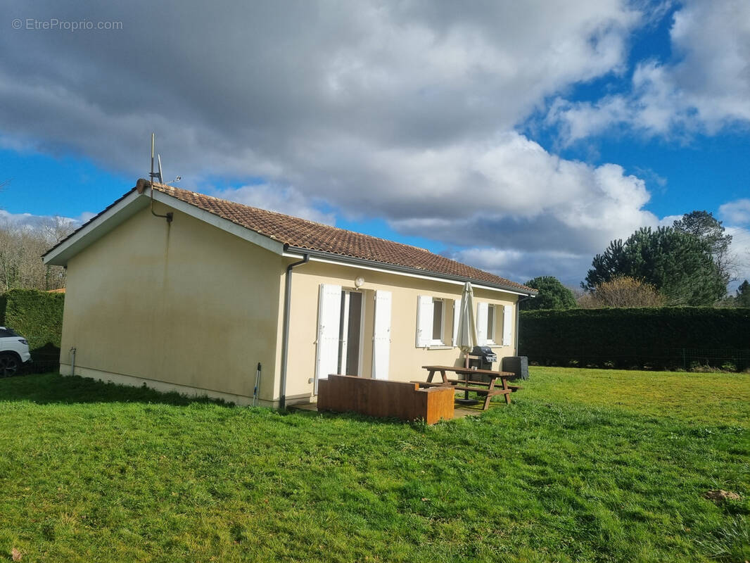 Maison à BAZAS