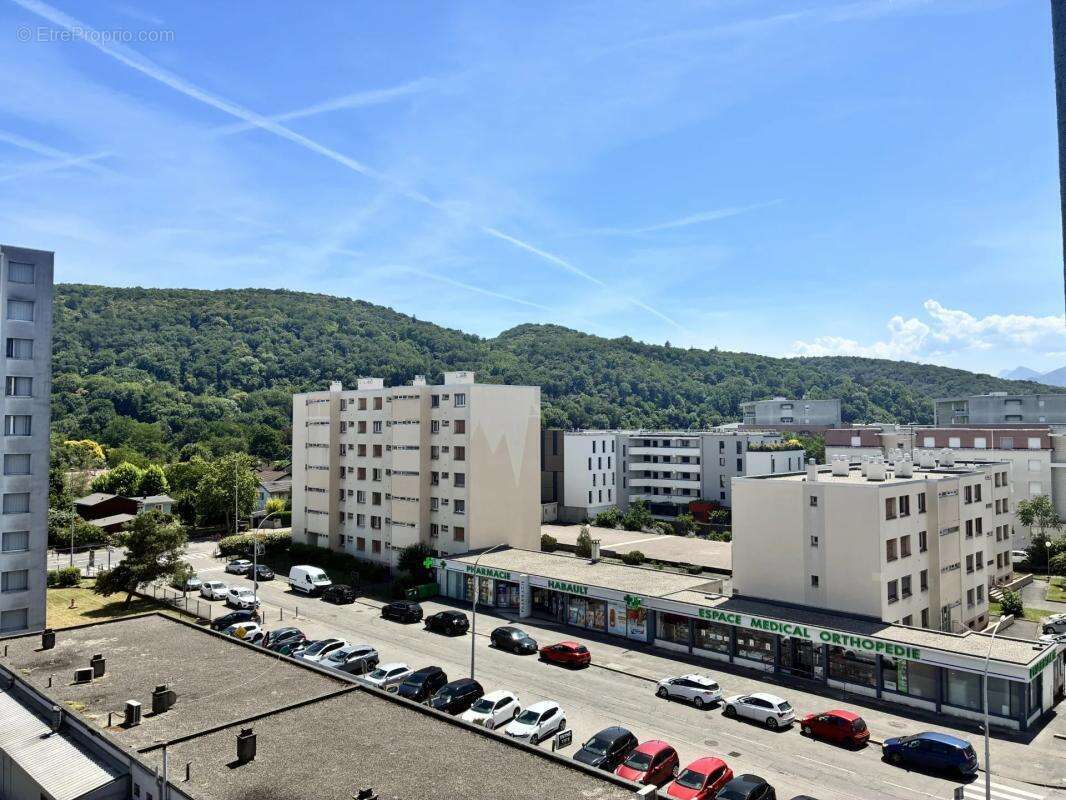 Appartement à ECHIROLLES