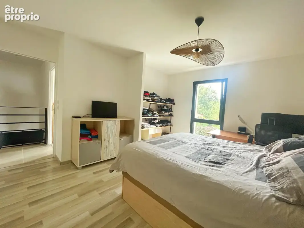 Maison T5 de 2024 à Chuzelles - photo 12