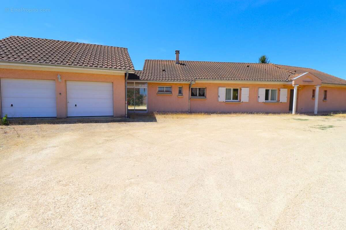 Maison 139 m² à Pajay  - photo 5