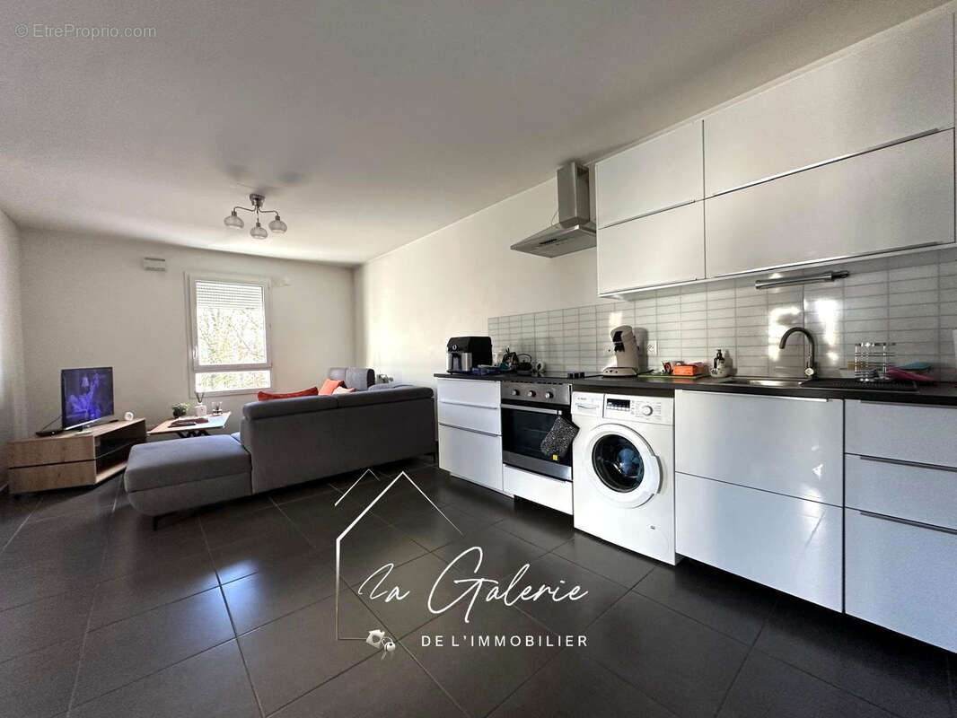 Appartement à MEYLAN