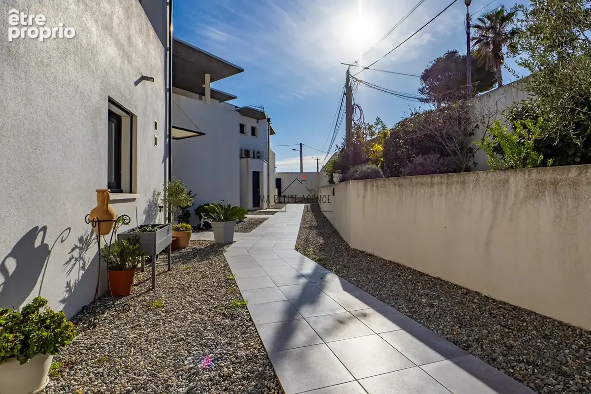 Duplex en front de mer sausset les pins - photo 14
