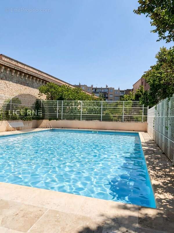 Appartement à MARSEILLE-12E
