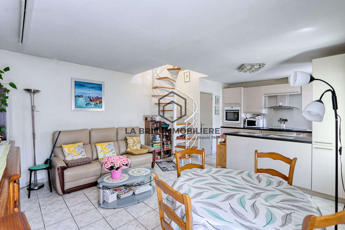 Maison à VILLECRESNES