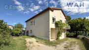 Maison à LAUDUN-L'ARDOISE