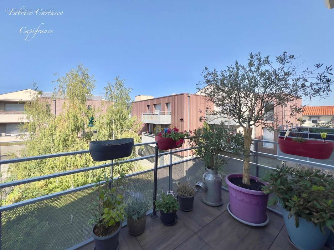 Appartement à vendre 3 pièces (63) T3 de 67,60 m² à Aulnat résidence récente et sécurisée - photo 27