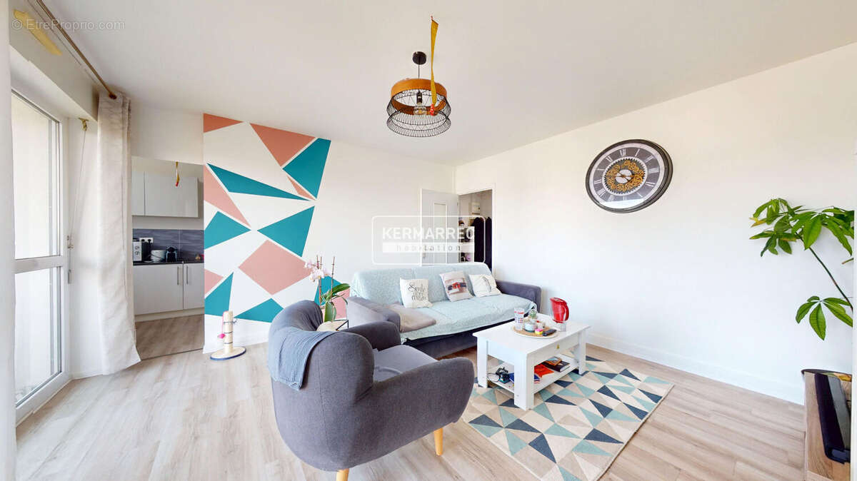 Appartement à REZE