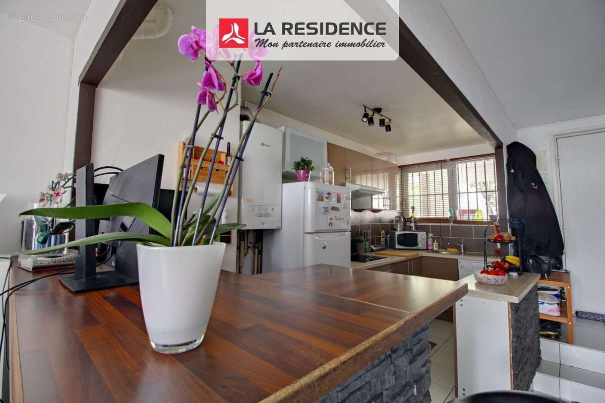 Appartement 88 m² à Cergy  - photo 4