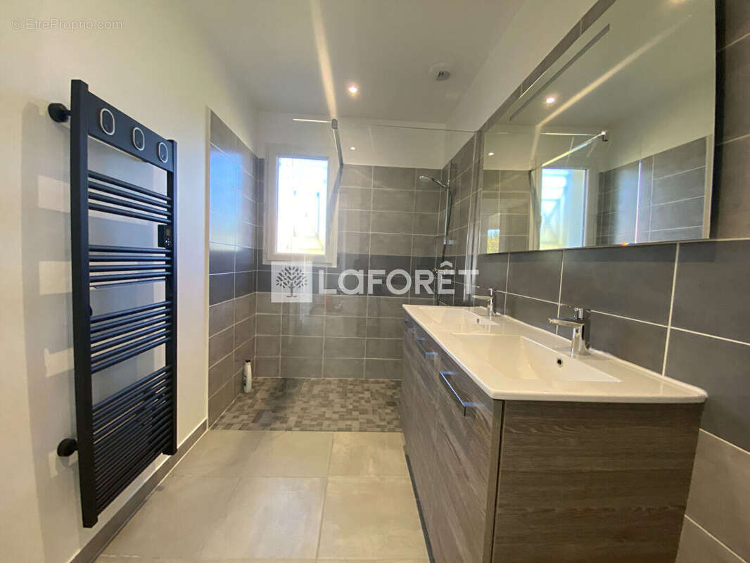 Maison à MOULIS-EN-MEDOC