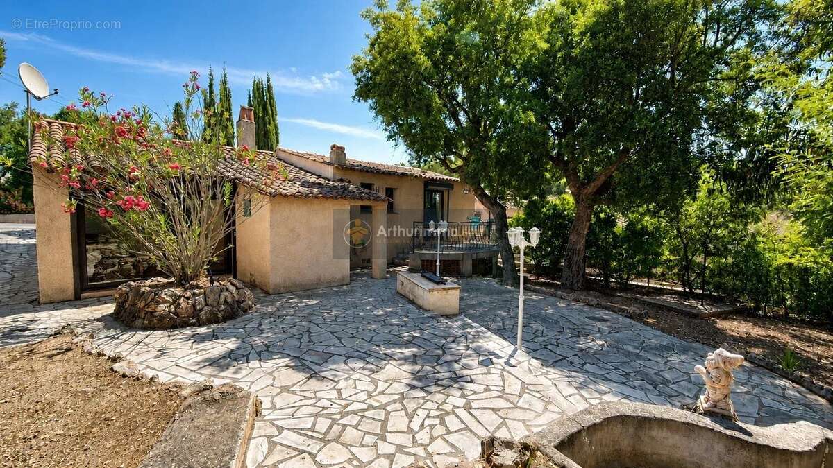 Fréjus - maison individuelle de plain-pied - photo 13