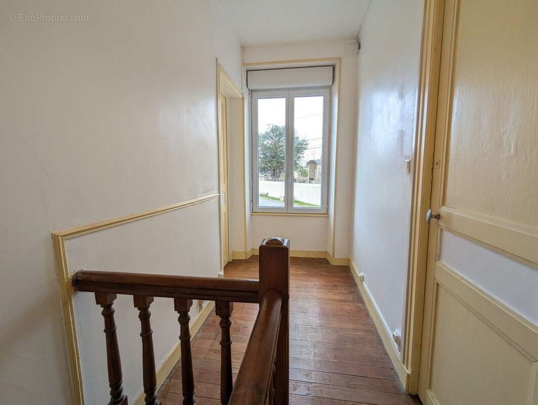 palier - Maison à GRANDCAMP-MAISY