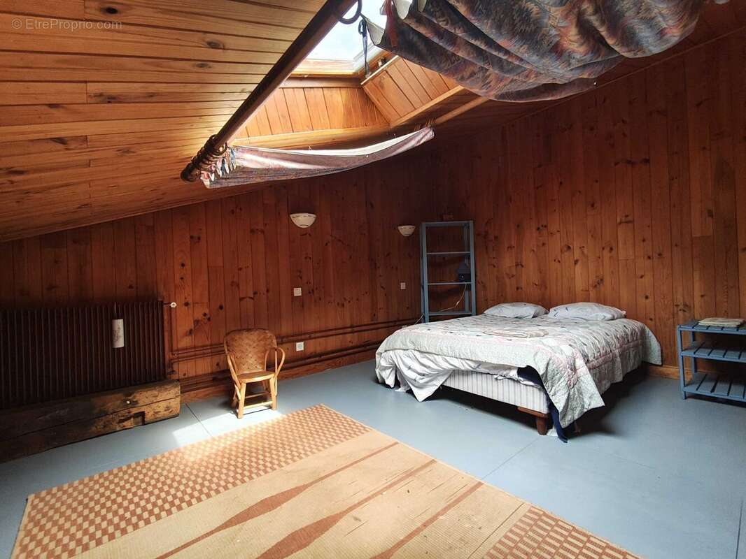 Maison à CHASSENEUIL-SUR-BONNIEURE