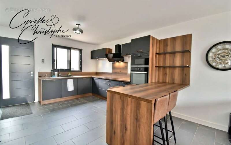 Dpt Hérault (34), à vendre à SAINT-ANDRE DE SANGONIS (34725), maison récente plain-pied T3bis 86m² sur terrain de 309m² - photo 2