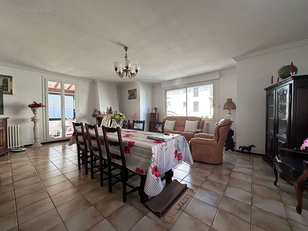 Maison à SAINT-RAPHAEL