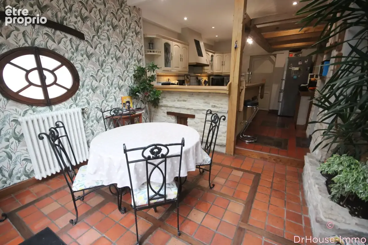 Maison 229 m² à Le Molay-Littry  - photo 8