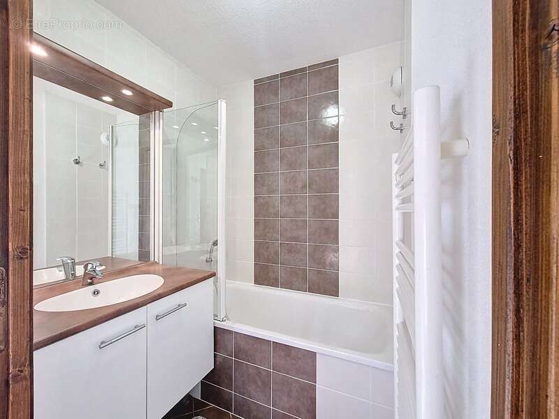 Appartement à HAUTELUCE