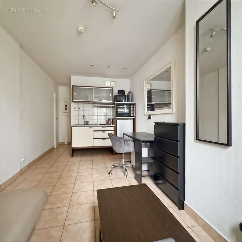 Appartement à PARIS-12E