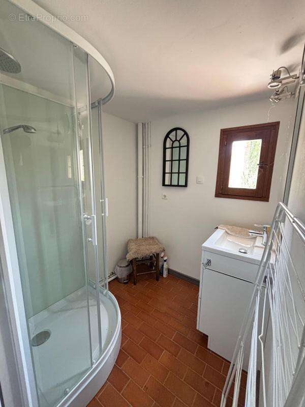 Maison à ESPARRON-DE-VERDON