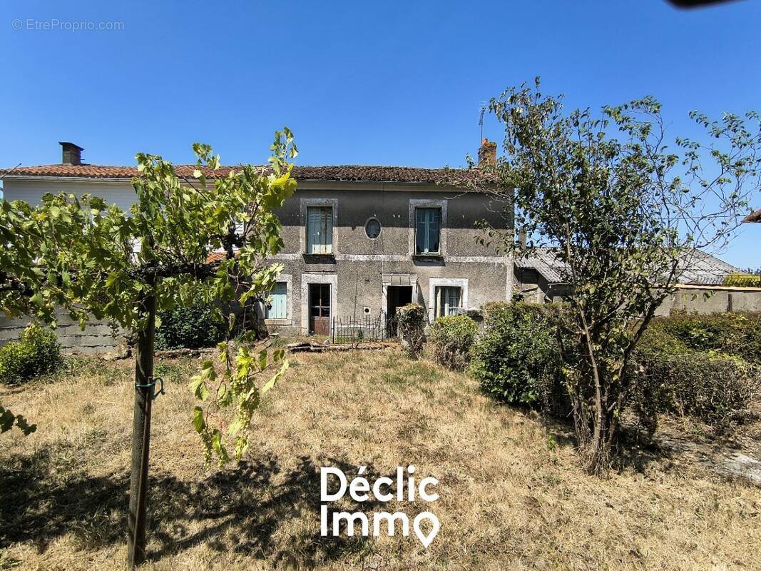 Maison à VOUHE