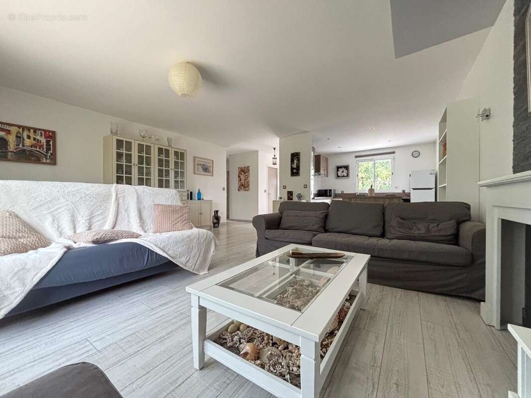 Maison à SAINT-GERMAIN-LES-CORBEIL