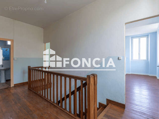 Maison à BERNAC-DEBAT