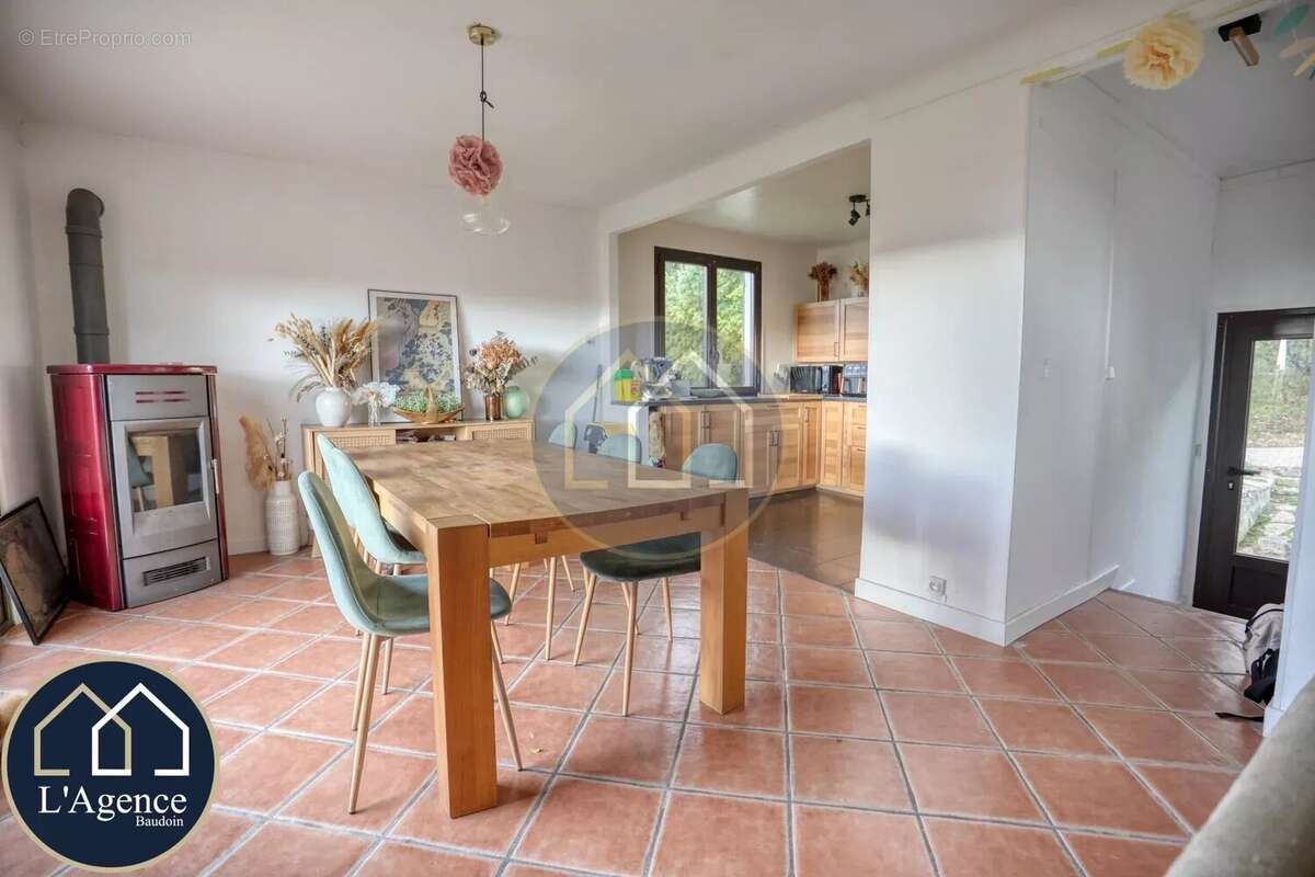 Maison à NOGENT-LE-ROI