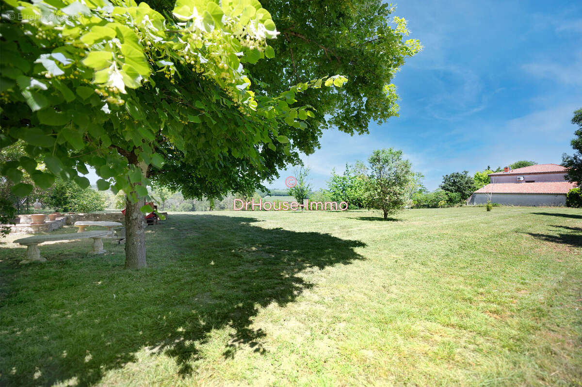 Maison 165 m² à Senouillac  - photo 4