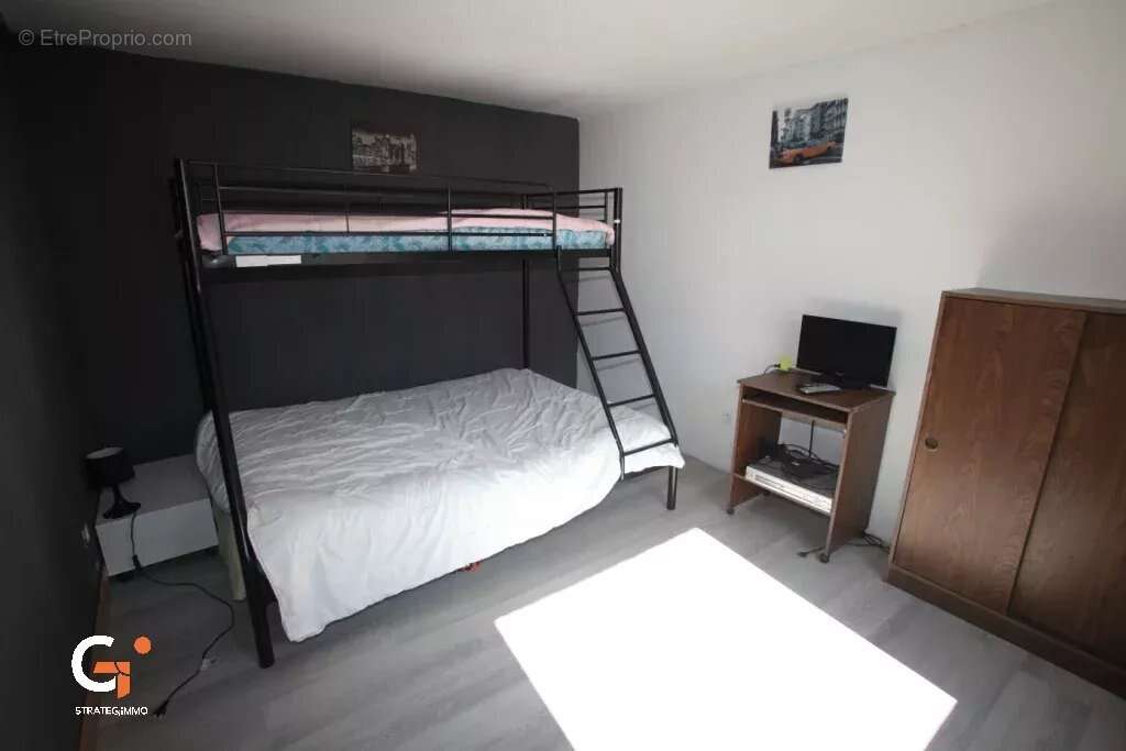 Maison 5 pièces avec cour - photo 11