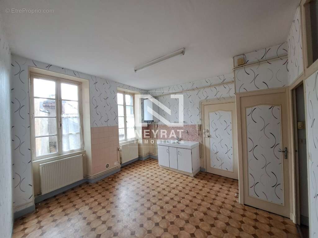 Appartement à AUTUN
