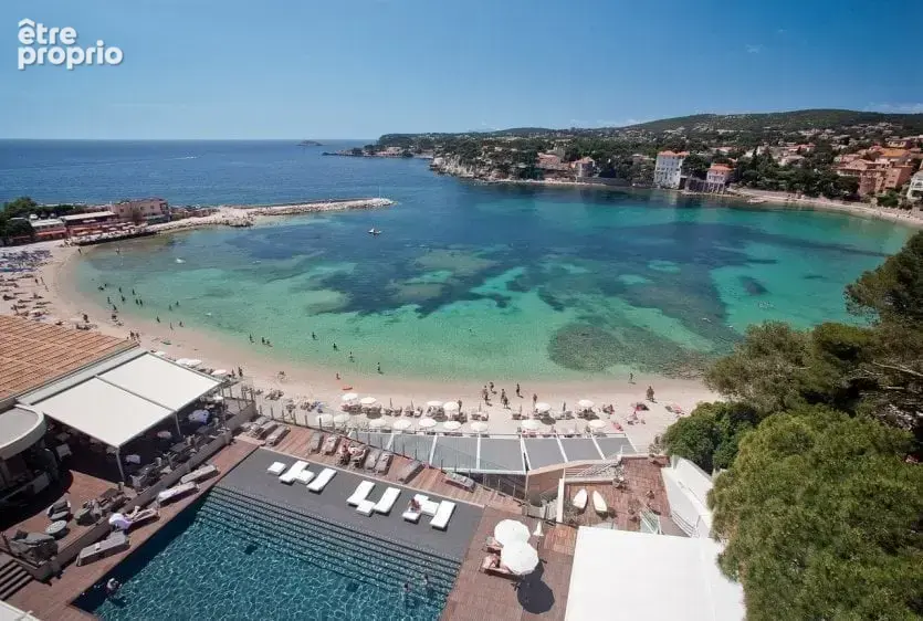 Bandol hypercentre a 200m du port beau t2 duplex renove dernier etage terrasse parking prive - photo 7