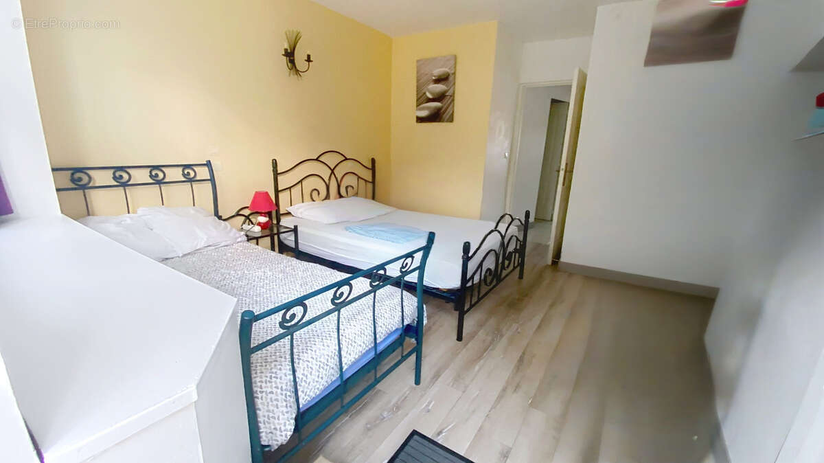 Maison à SAINT-PIERRE-EGLISE