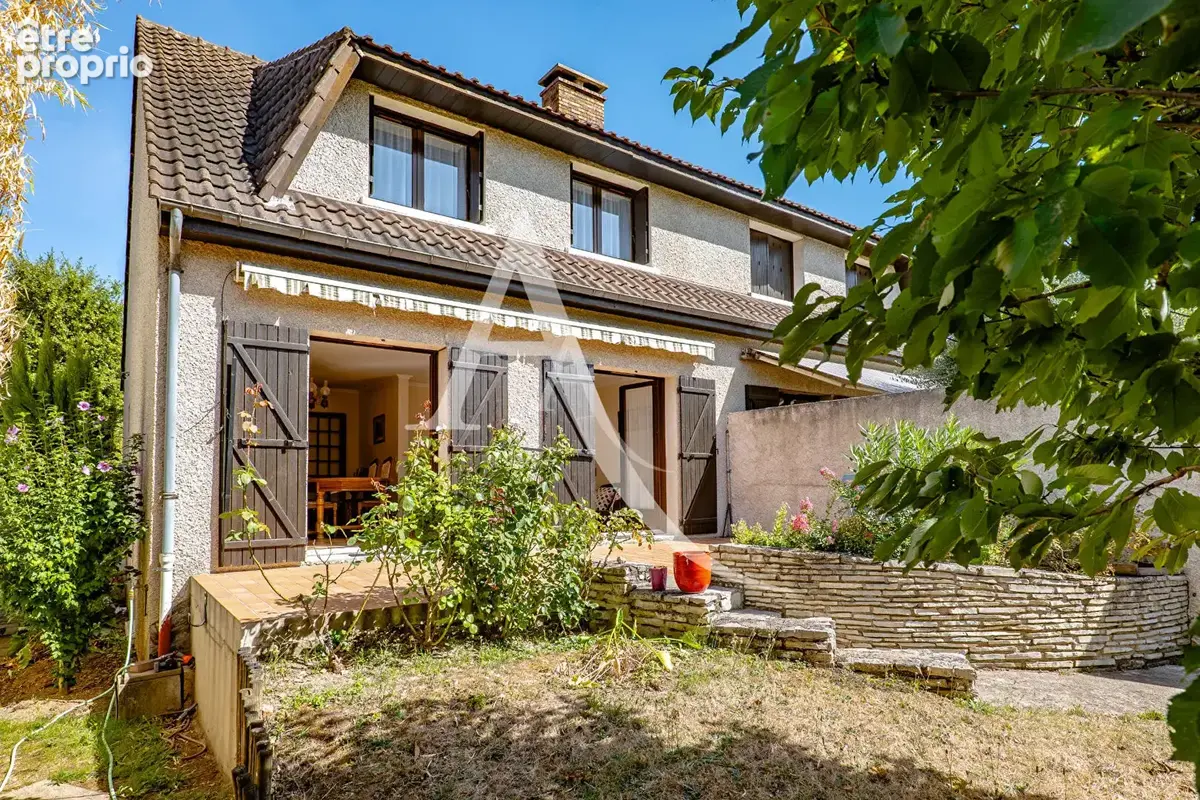 Maison à LIMEIL-BREVANNES