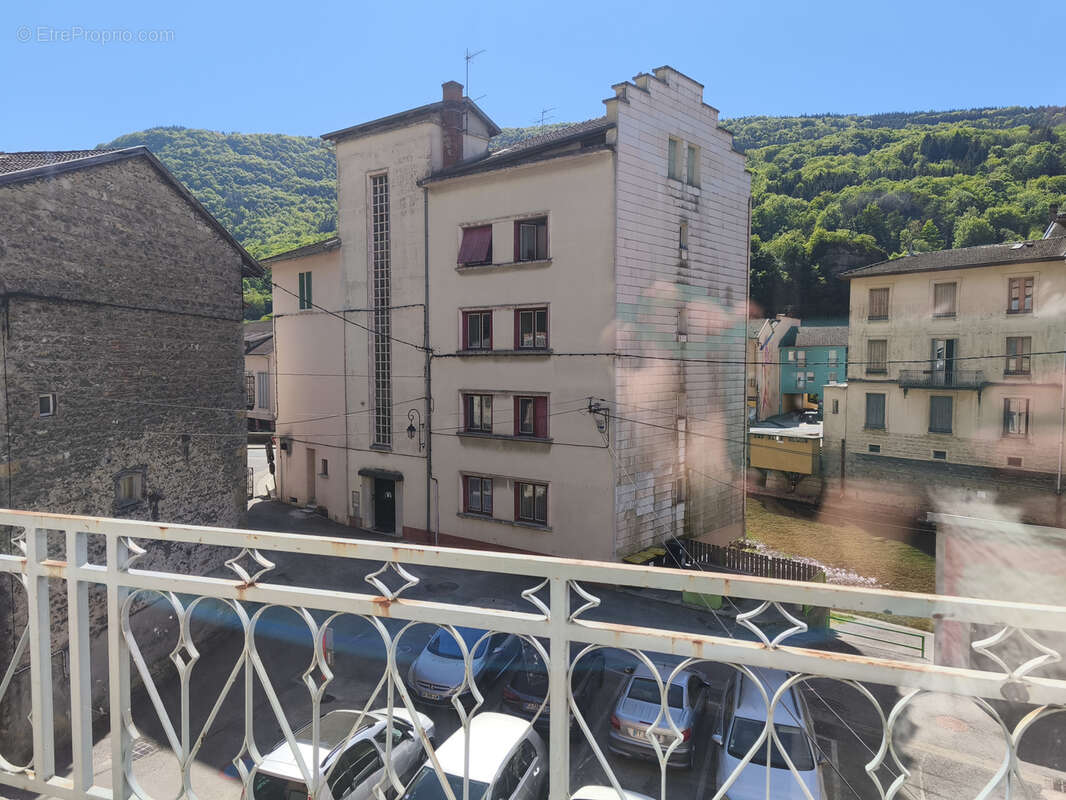 Appartement à TENAY