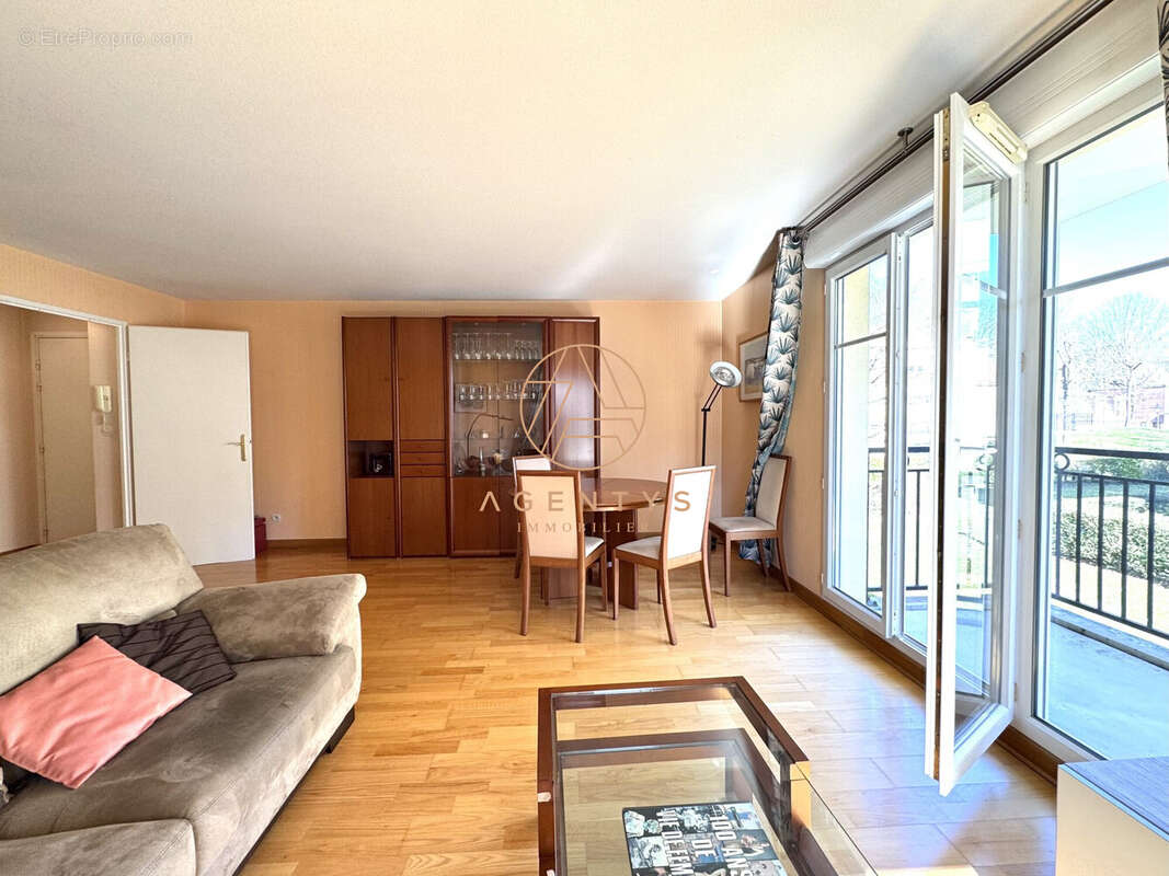 Appartement à VILLIERS-SUR-MARNE
