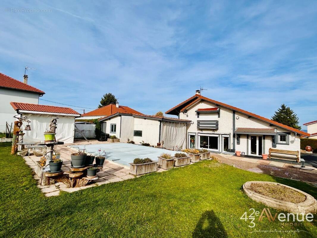 Maison à SAINT-FERREOL-D&#039;AUROURE