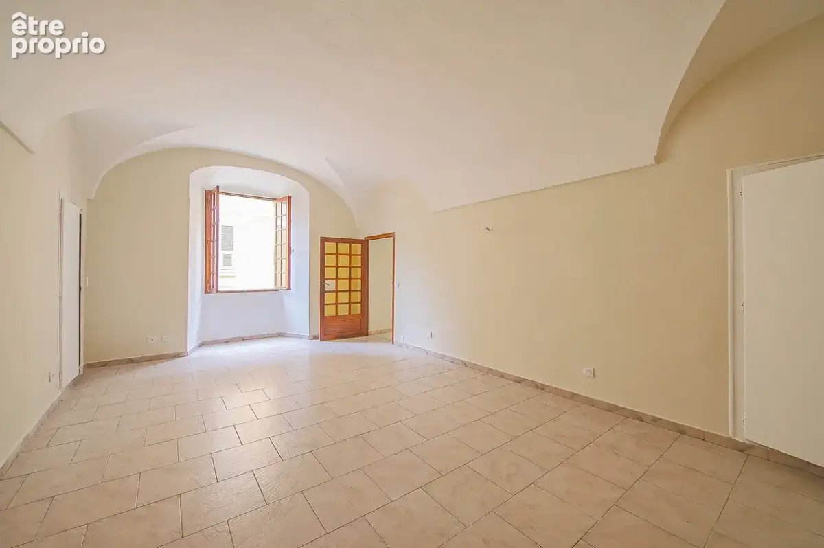 SECTEUR VIEUX PORT : Appartement Bastia 3 pièces 69 m2 - photo 4