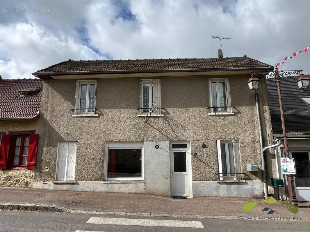 Maison à LA CROISILLE-SUR-BRIANCE