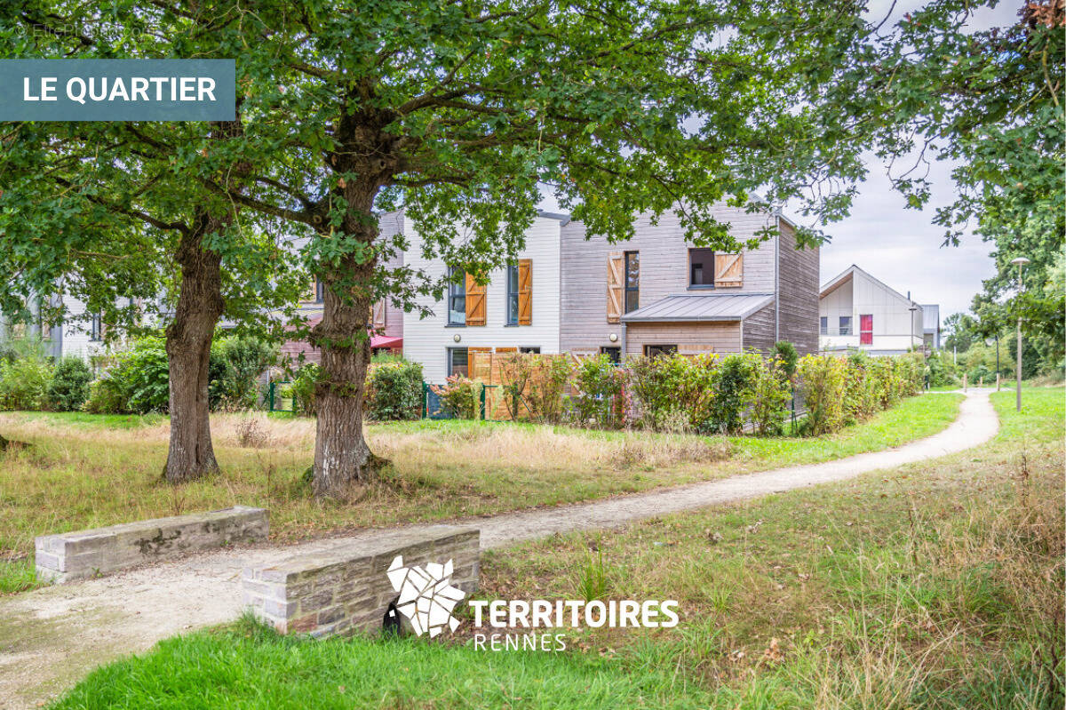 Terrain à LA CHAPELLE-THOUARAULT