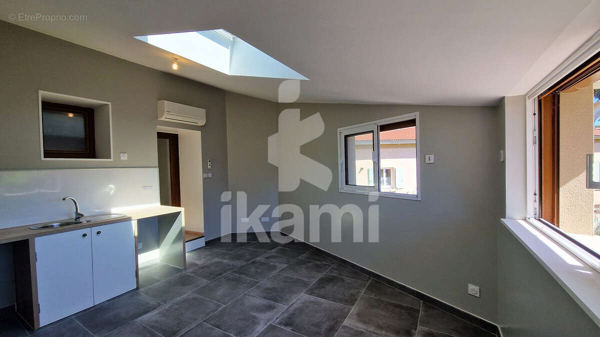 Maison à CHATILLON-SAINT-JEAN