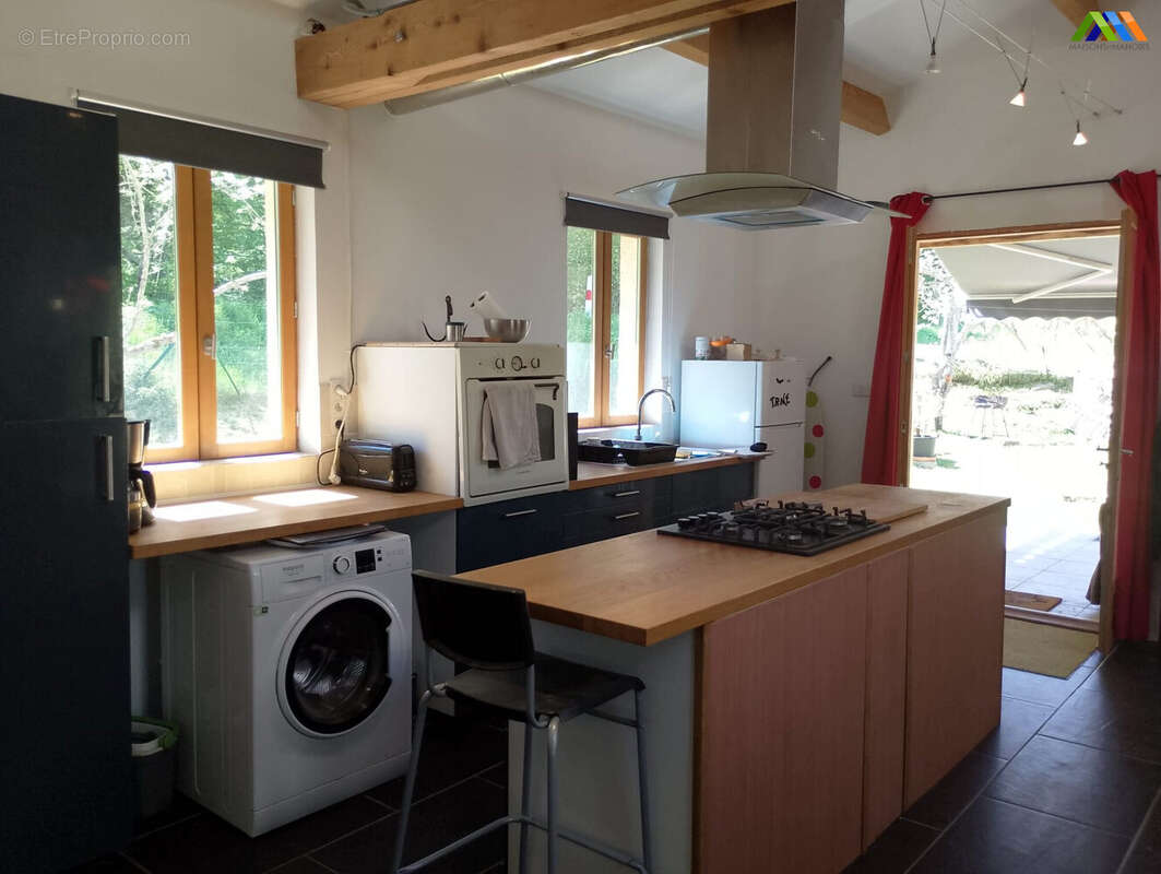 Maison 66 m² à Saint-Andre  - photo 9