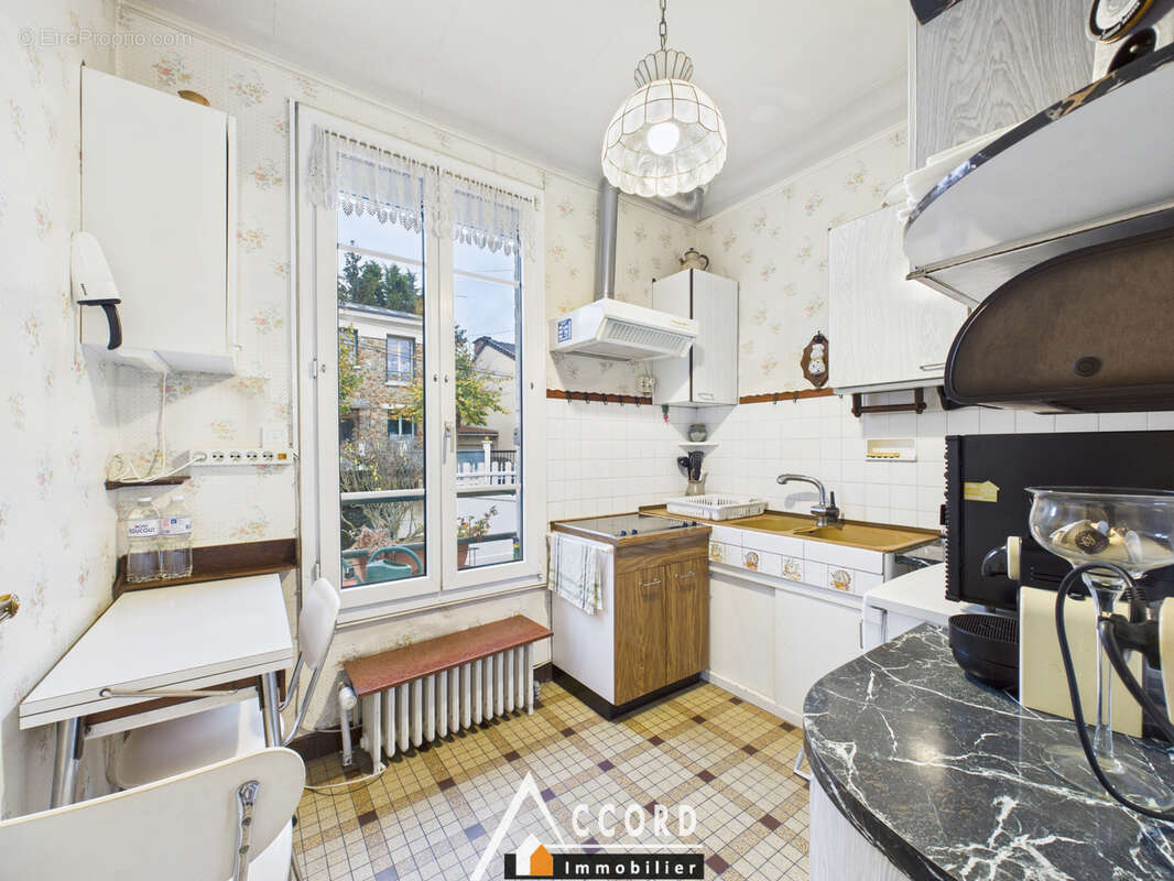 Maison à SARTROUVILLE