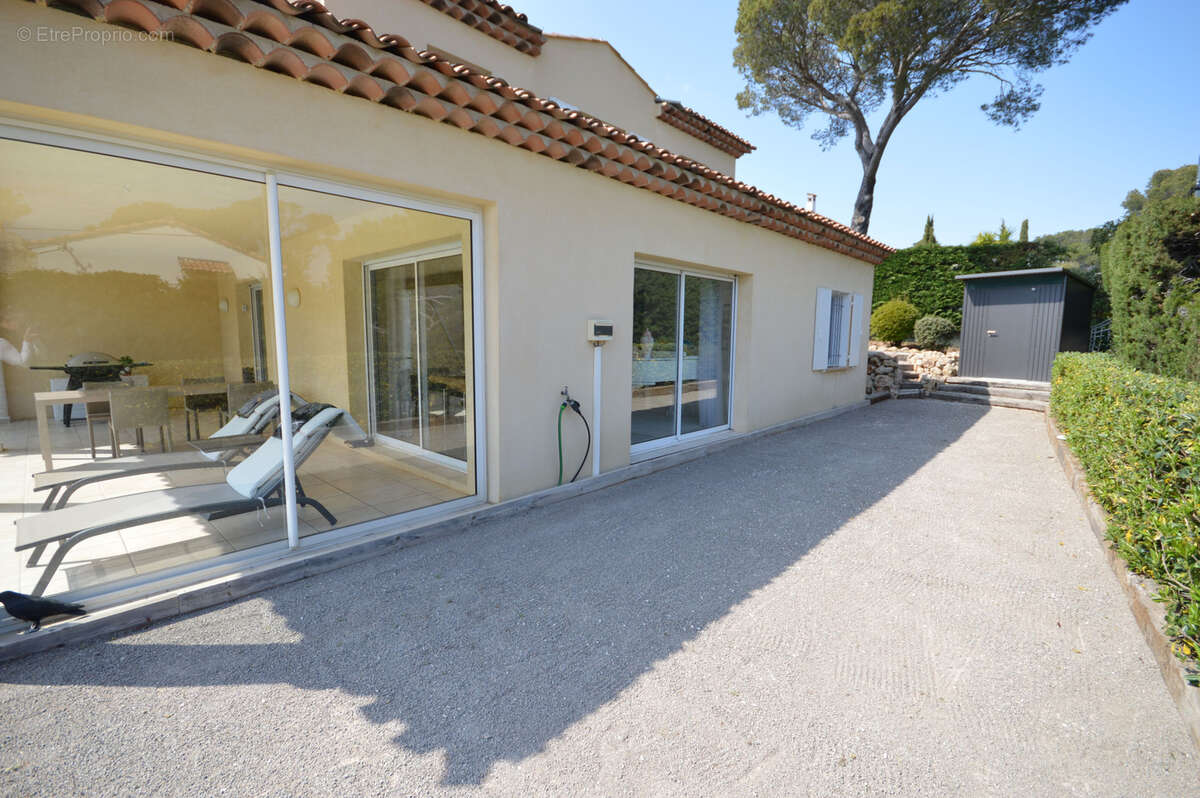 Appartement à SAINT-RAPHAEL