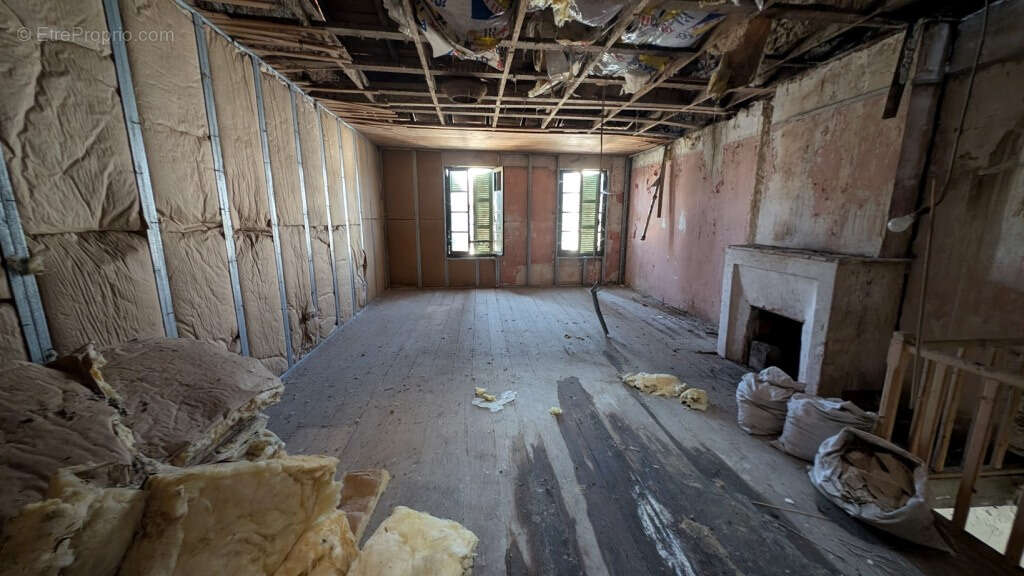Maison a renover chadenac - photo 5