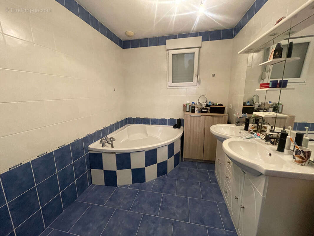 Maison à CHANTEHEUX