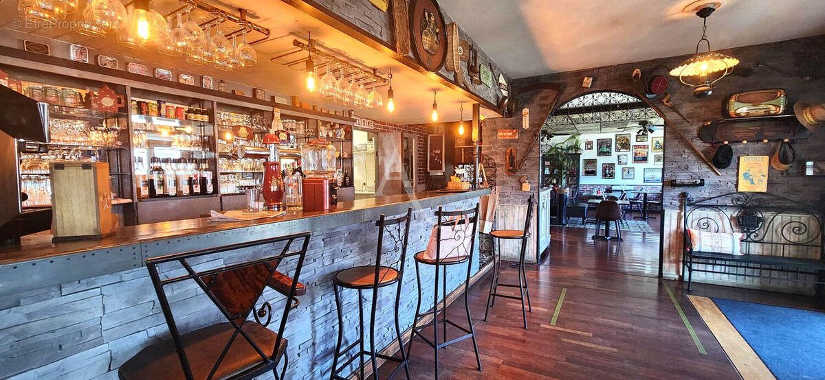 Commerce à POITIERS