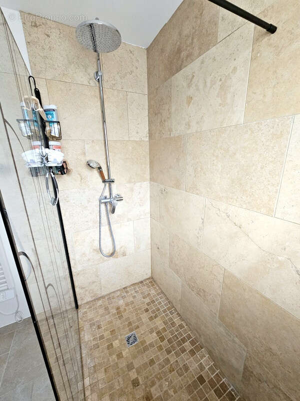 Maison à AZAY-SUR-CHER