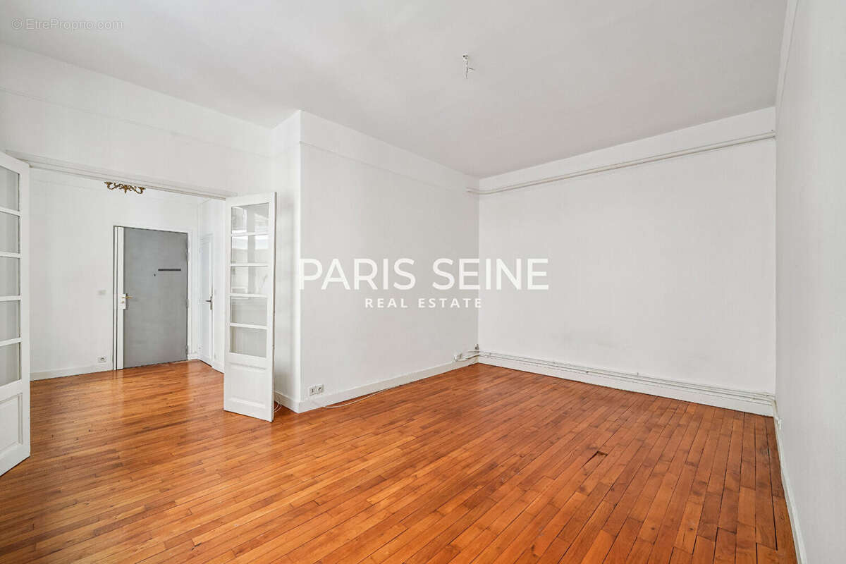 Appartement à PARIS-6E
