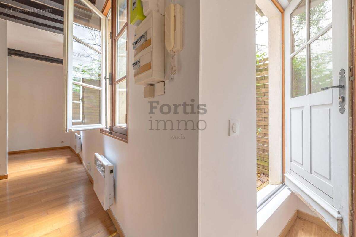 Appartement à PARIS