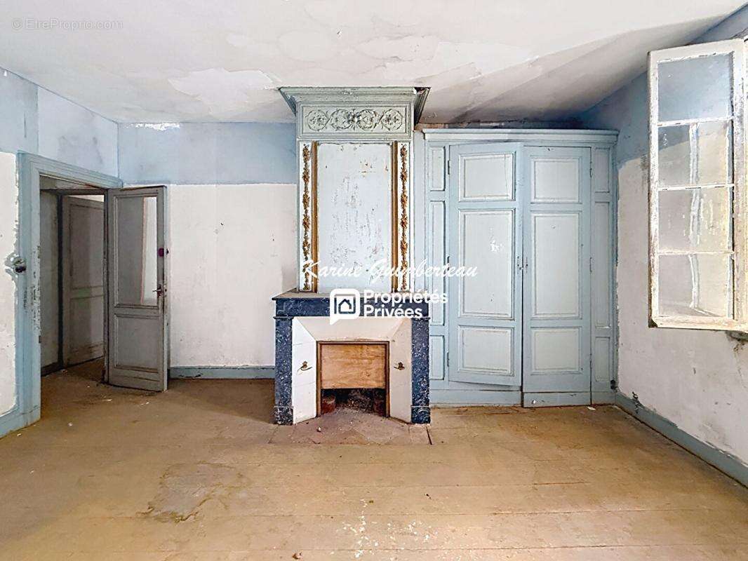 Maison à SAINT-EMILION