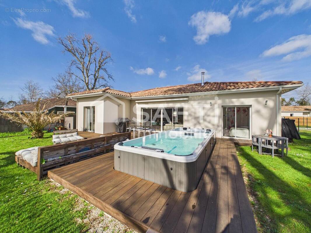 Photo 1 - Maison à LE PORGE